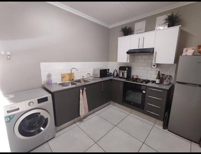 2 BEDROOM APARTMENT FOR SALE IN BENONI CENTRAL